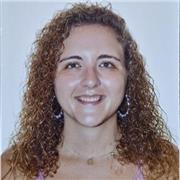 Doy clases de refuerzo de Primaria, ESO y Bachillerato. Soy estudiante de Matemáticas y Estadística; y tengo un C1 de inglés